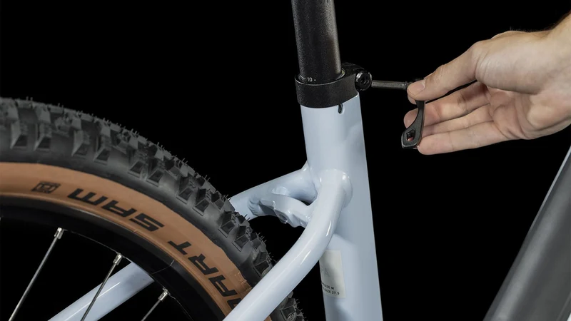 Cube Reaction Hybrid Pro 750 Wh E-Bike Hardtail Easy Entry 27,5" flashwhite´n´black