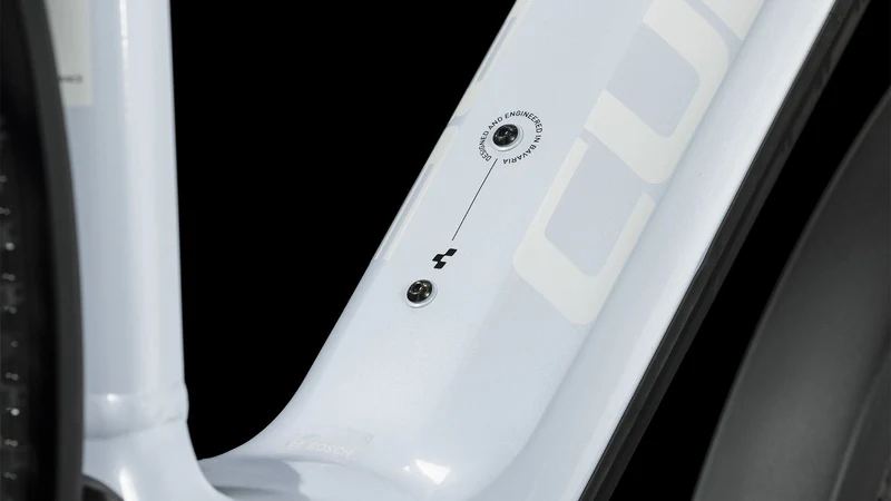 Cube Reaction Hybrid Pro 625 Wh Allroad E-Bike Hardtail Diamant flashwhite´n´black