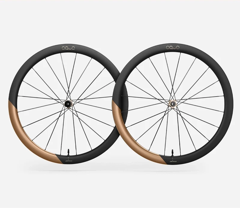 Oquo Satz Rennräder RP45LTD CS Shimano HG Metallic Cinnamon Matt