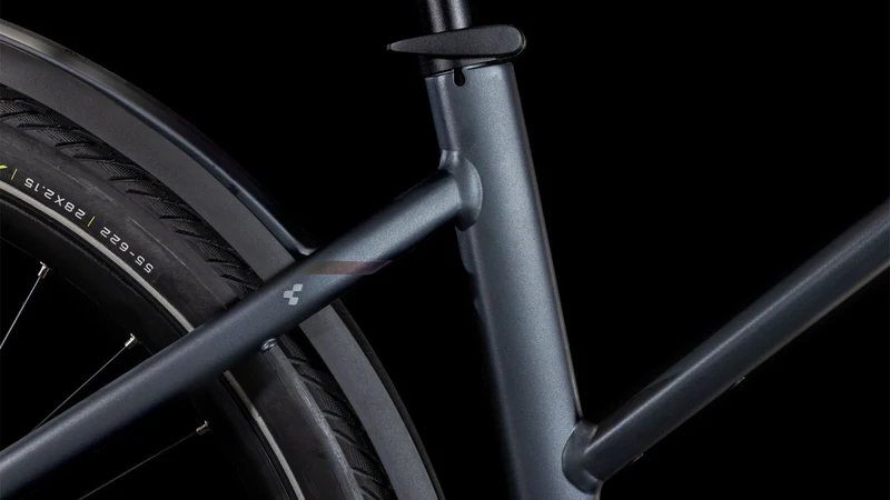 Cube Touring Hybrid Pro 625 Wh E-Bike Trapeze 28" metallicgrey´n´chrome