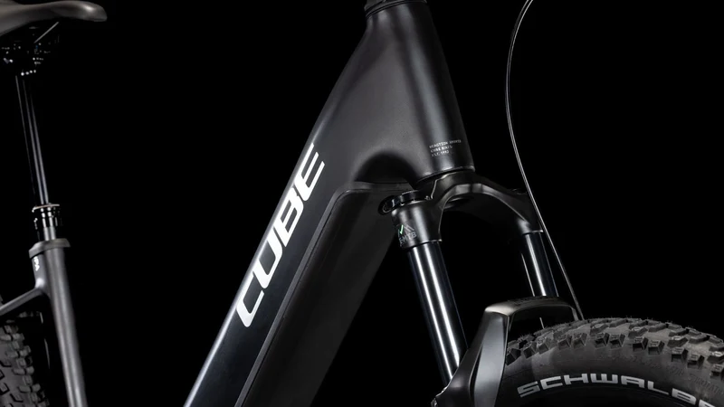 Cube Reaction Hybrid Race 800 Wh E-Bike Hardtail Easy Entry 27,5" black´n´metal