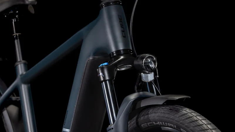 Cube Kathmandu Hybrid Comfort Pro 800 Wh E-Bike Diamant 28" night´n´chrome