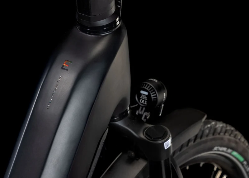 Cube Kathmandu Hybrid EXC 800 Wh E-Bike Easy Entry 28" black´n´prism