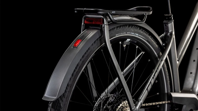 Cube Kathmandu Hybrid SLX 800 Wh E-Bike Trapeze 28" graphite´n´black