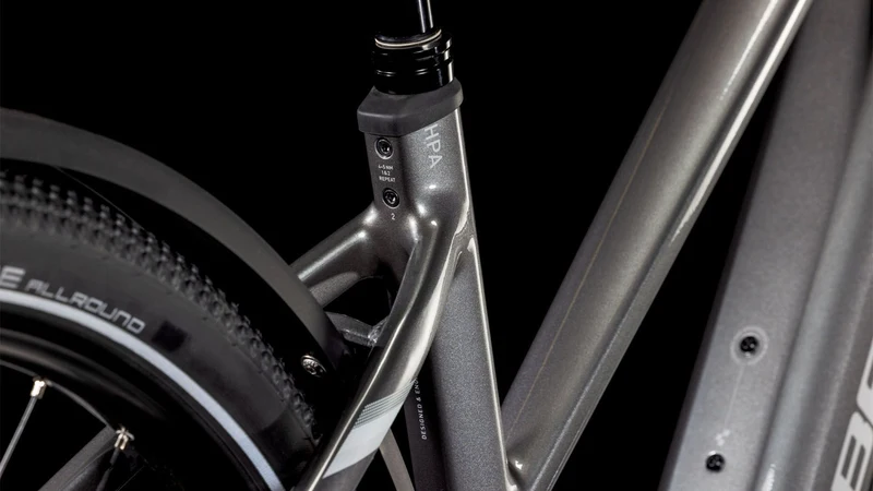 Cube Nuride Hybrid SLT Allroad 800 Wh E-Bike Trapeze 28" graphite´n´fossil