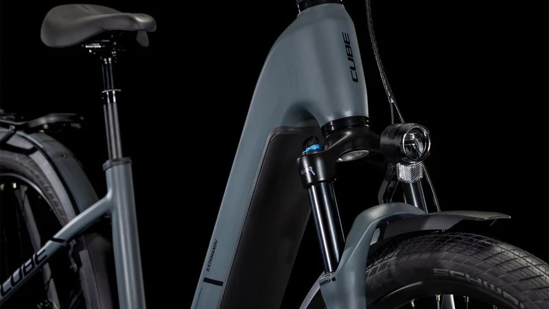 Cube Kathmandu Hybrid One 600 Wh E-Bike Easy Entry 28" shadowgrey´n´black