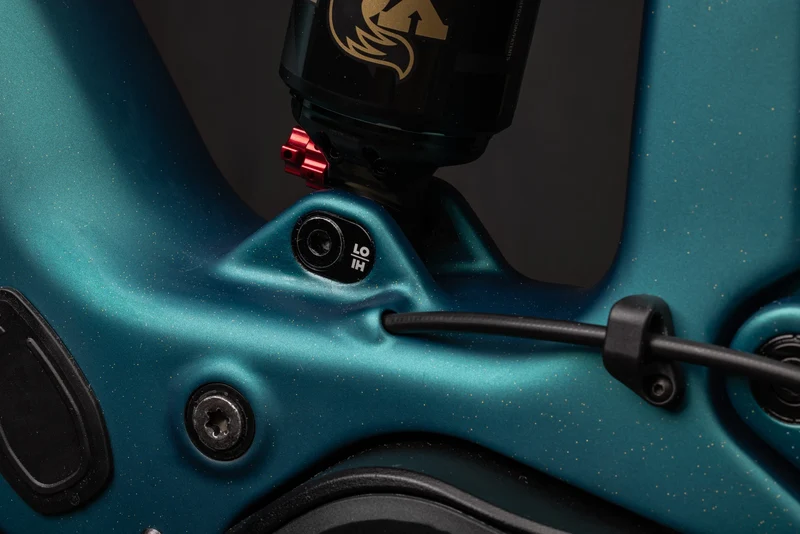 Santa Cruz Bullit 4 C MX GX AXS Matte Teal Sparkle 2026