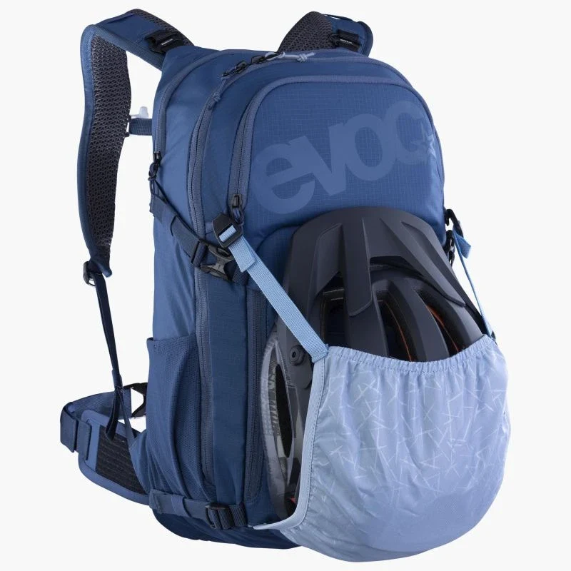 Evoc STAGE 18