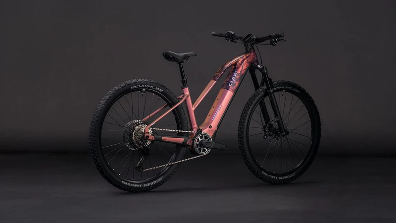 Cube Reaction Hybrid SLX 800 Wh E-Bike Hardtail Trapeze shiftblush´n´art
