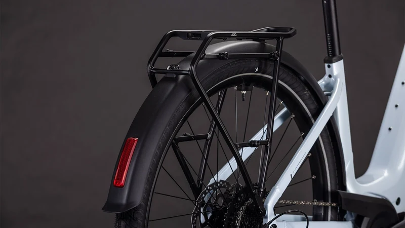 Cube Touring Hybrid One 600 Wh E-Bike Easy Entry 28" glacier´n´reflex