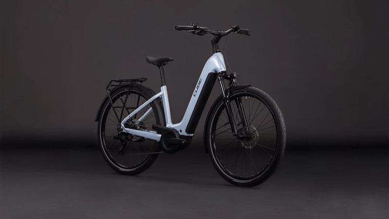 Cube Touring Hybrid One 600 Wh E-Bike Easy Entry 28" glacier´n´reflex