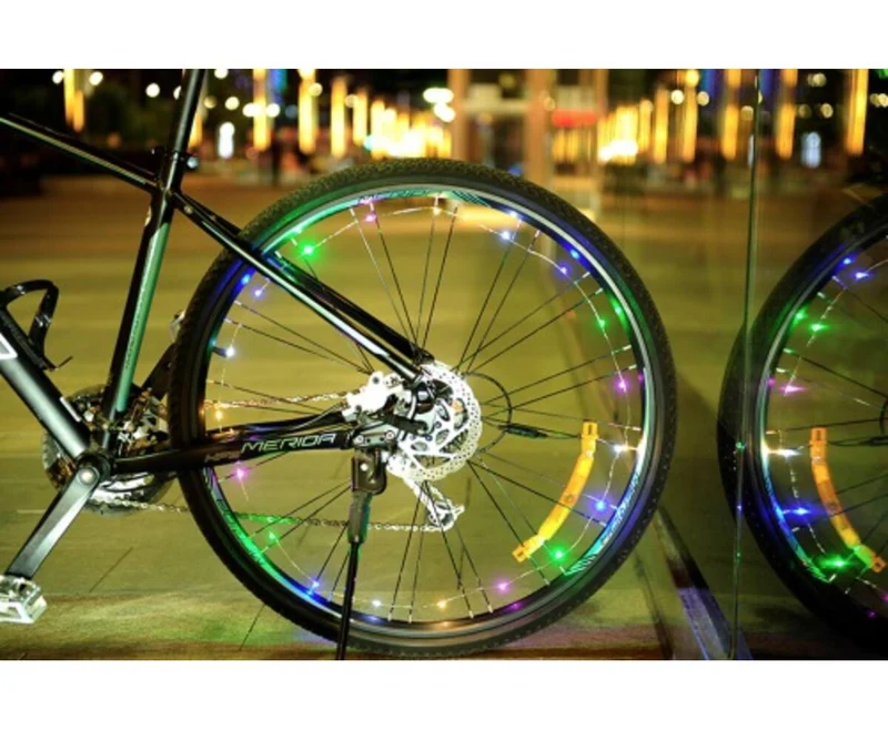 LED-Fahrradbeleuchtung 20 Farben, 50 Std. Akkulaufzeit, einfache Installation