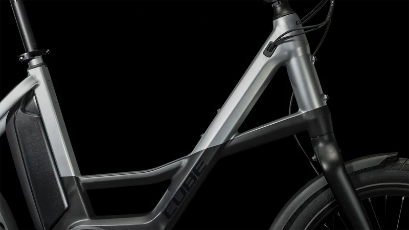 Cube Compact Sport Hybrid 500 Wh E-Kompaktrad 20" black´n´polarsilver one size