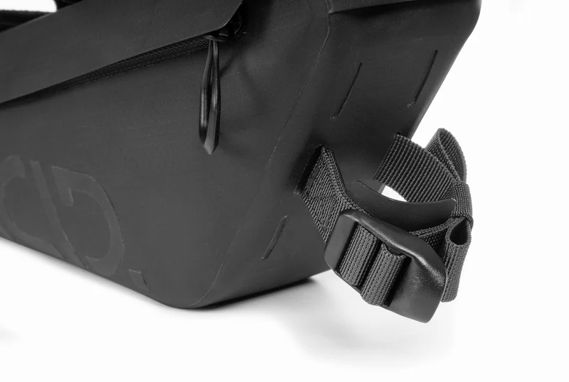 Acid Rahmentasche Pack Pure black 2 L