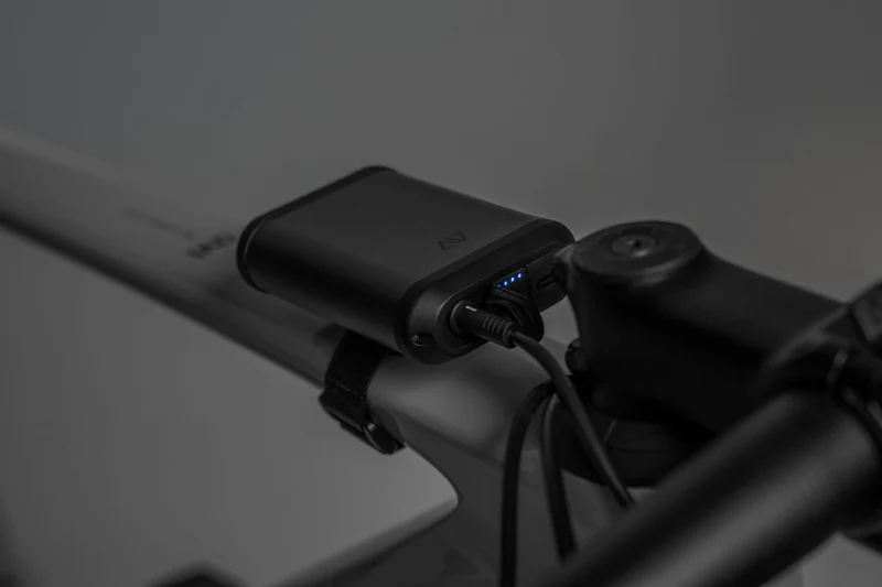 Acid Frontlicht PRO-E 200 Lux HB PowerBank black, space grey`n`black