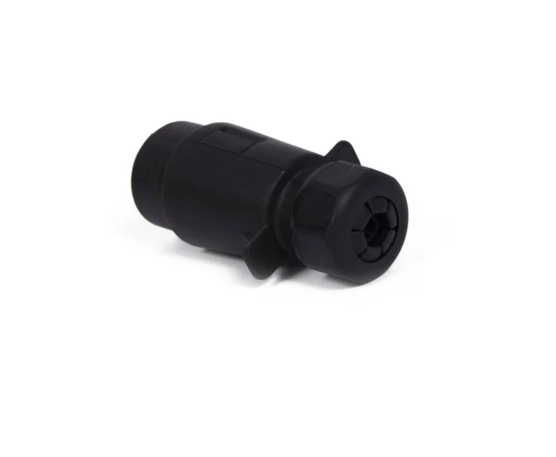 7-poliger Kunststoffstecker 12V, ideal für Anhänger und Wohnwagen.