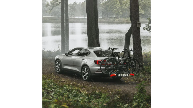 Thule Epos Klappbarer Anhängerkupplungs-Fahrradträger für 3 Fahrräder black