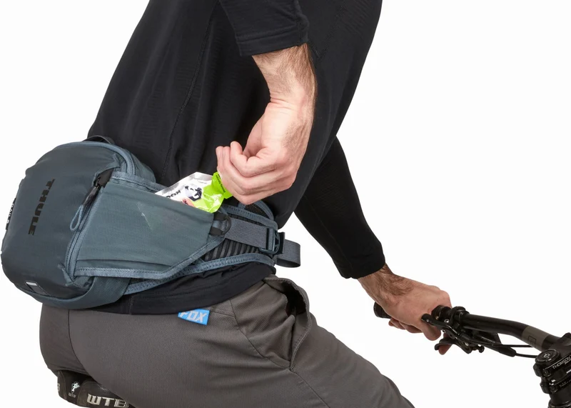 Thule Rail Hüfttasche dark slate 2 L