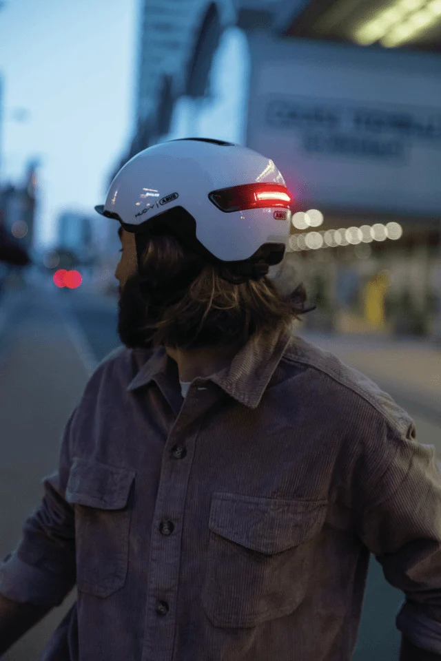 Abus Hud-Y Urban-Helm Champagne Gold