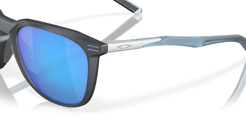 Thurso Re-Discover Collection Sonnenbrille Oakley Blau Steel Lens Prizm Sapphire