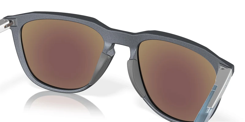 Thurso Re-Discover Collection Sonnenbrille Oakley Blau Steel Lens Prizm Sapphire