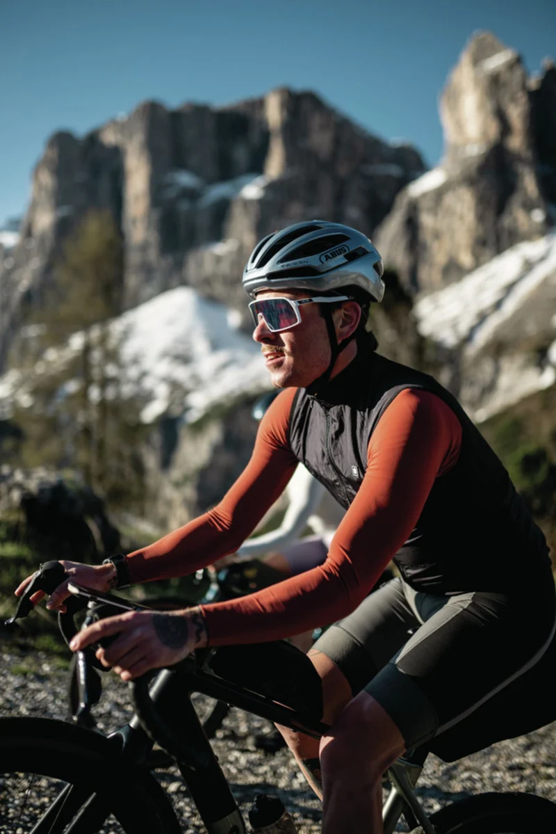 Abus Taipan Rennrad-Helm sand beige