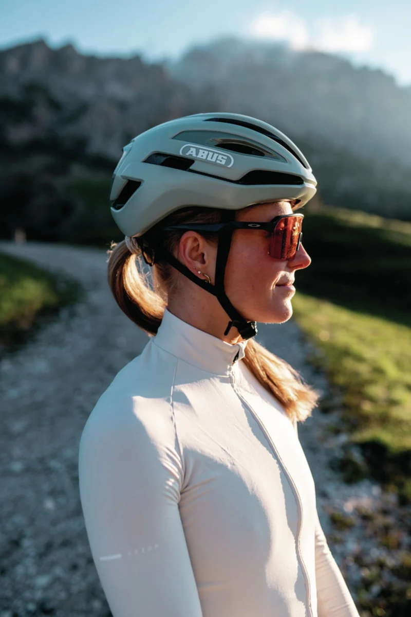 Abus Taipan Rennrad-Helm sand beige