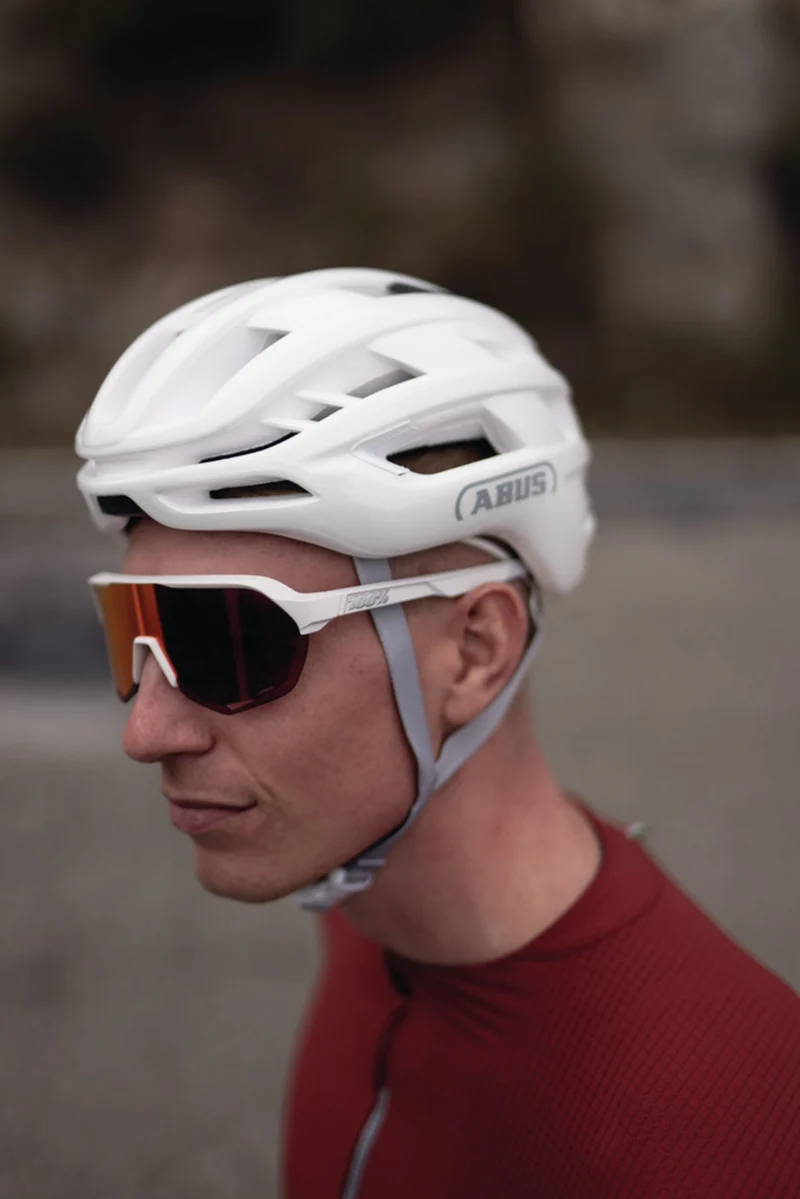Abus AirBreaker 2.0 Mips Rennrad-Helm shiny white