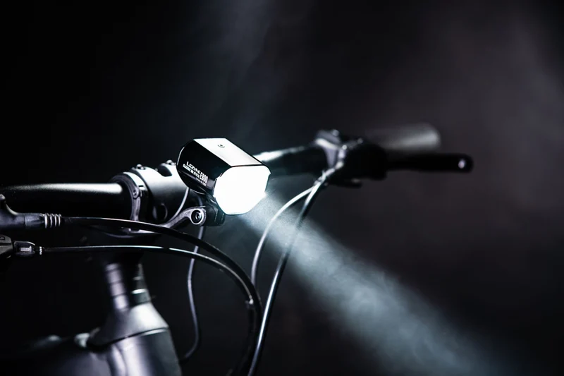 Lezyne Frontlicht Classic HB STVZO E800 schwarz