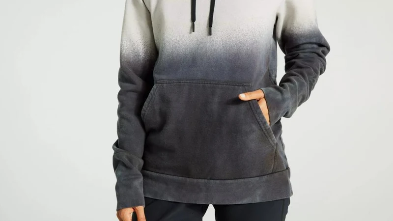 LEGACY SPRAY PULL-OVER HOODIE WMN DOVGRY XS