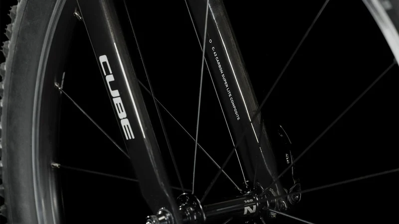 Cube Reaction 240 SLX Kinderrad Diamant 24" teamline