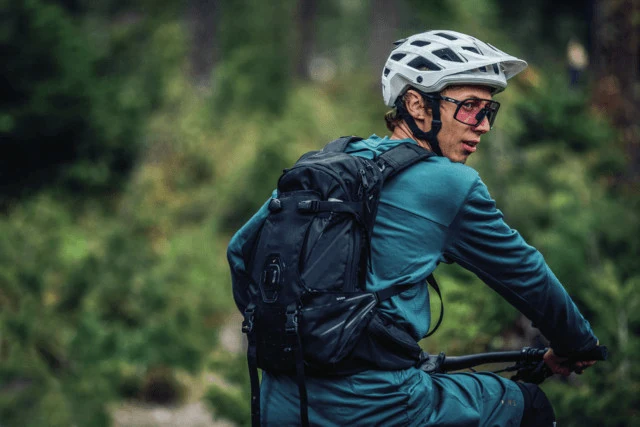 Abus Moventor 2.0 MTB-Helm Midnight Blue