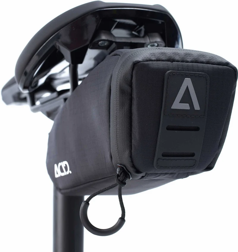 Acid Satteltasche CLICK 0,8 L black M