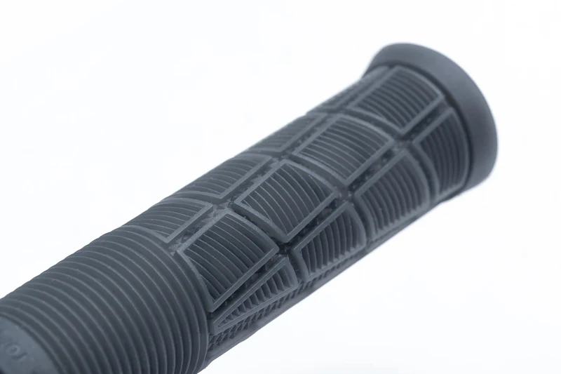 Acid Griffe Disrupt translucent black´n´oil slick 32,5 x 138 mm
