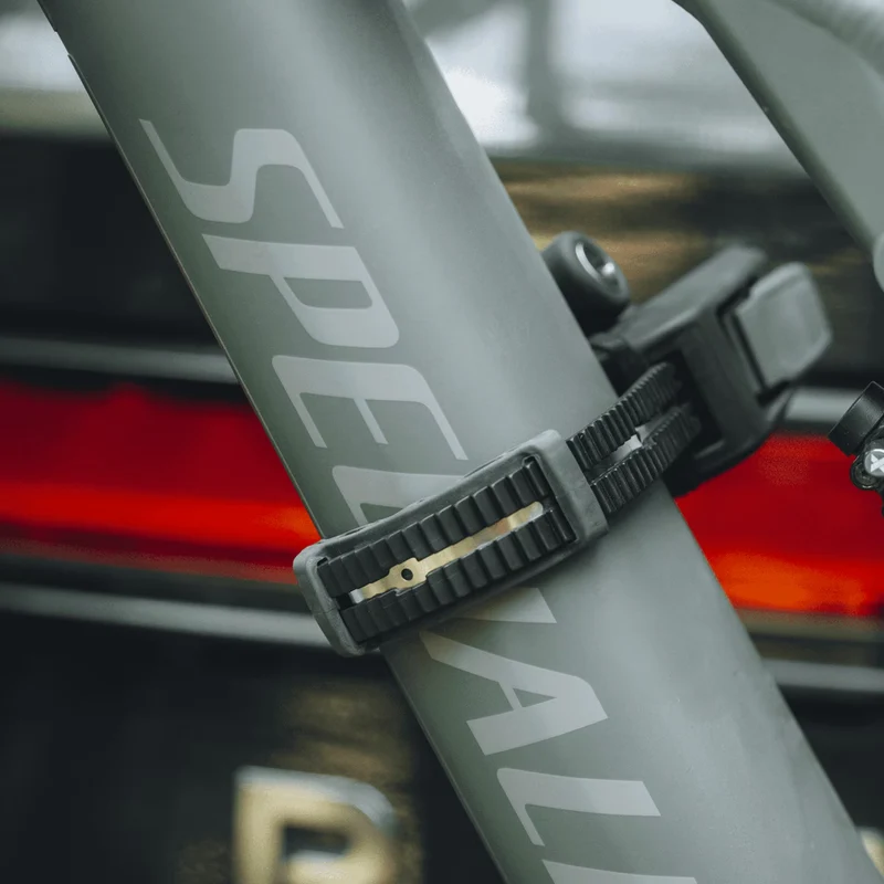 Thule Epos Anhängerkupplungs-Fahrradträger 2-Fahrräder 13 Pin