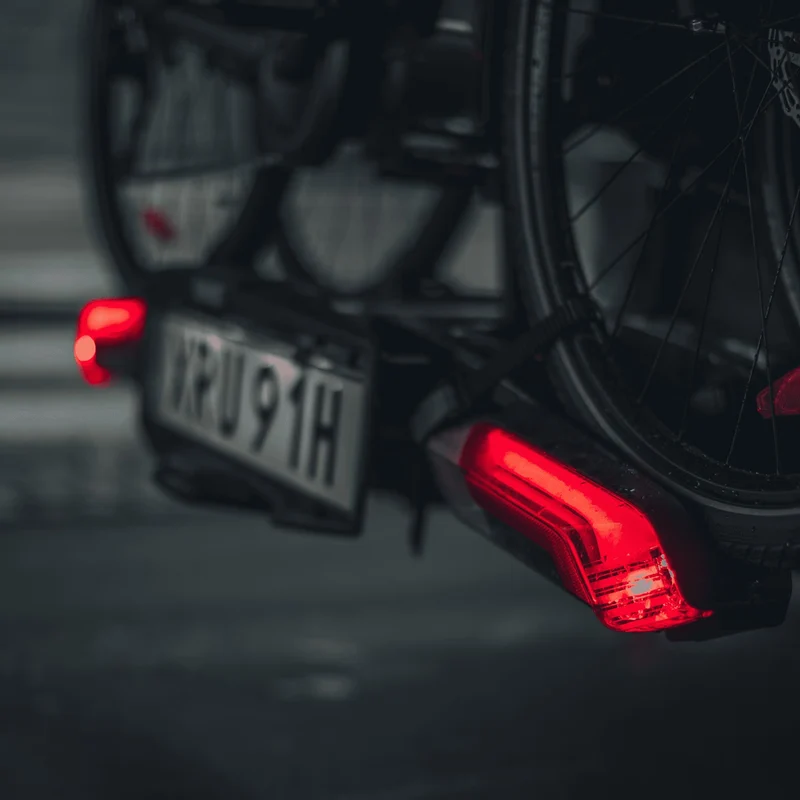 Thule Epos Anhängerkupplungs-Fahrradträger 2-Fahrräder 13 Pin