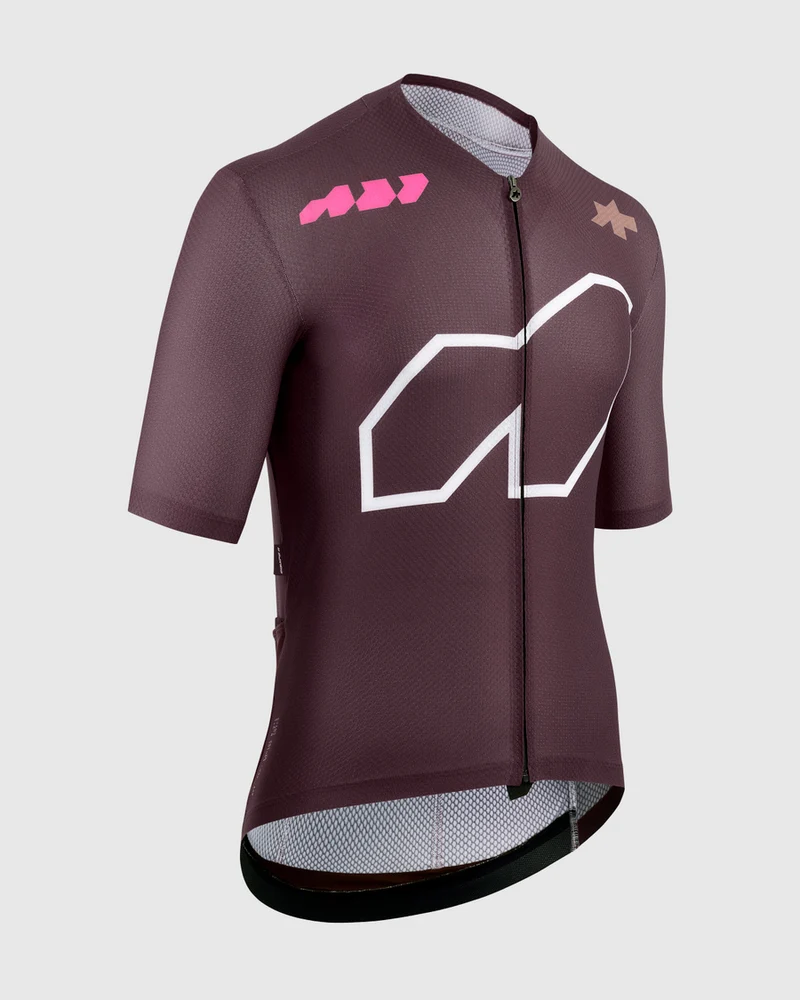 Assos Equipe R S11 Kurzarm Radtrikot We Are The A Panic Red Männlich
