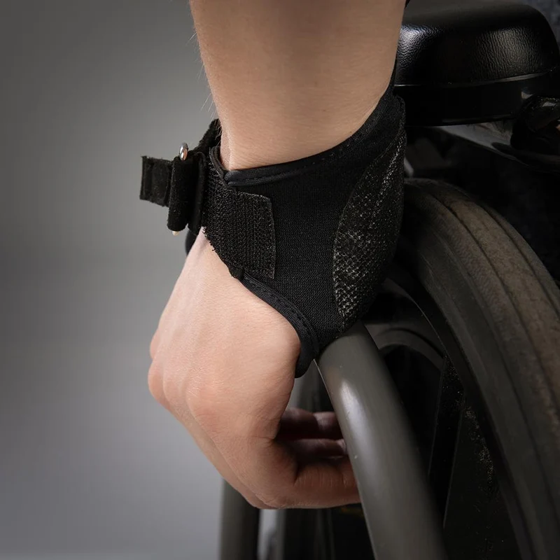 CHIBA Tetra - Rollstuhl-Handschuhe mit Gelpolsterung, Größe M, schwarz