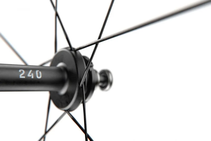 DT Swiss Laufrad TRC 1400 Dicut 62 622 x 62 mm Schwarz - aerodynamisches Carbon-Vorderrad