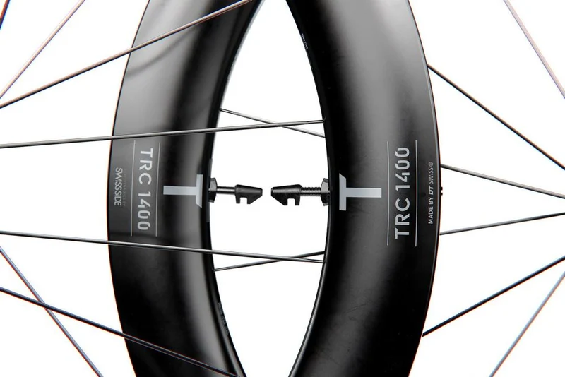 DT Swiss Laufrad TRC 1400 Dicut 62 622 x 62 mm Schwarz - aerodynamisches Carbon-Vorderrad