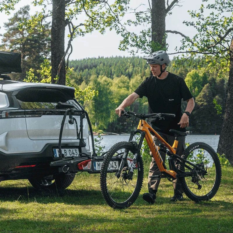 Thule Velospace 3 Anhängerkupplungs-Fahrradträger 2-Fahrräder 13 Pin