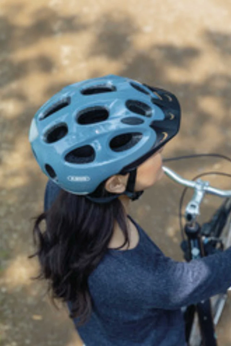 Abus Youn-I ACE Helm metallic silver matt