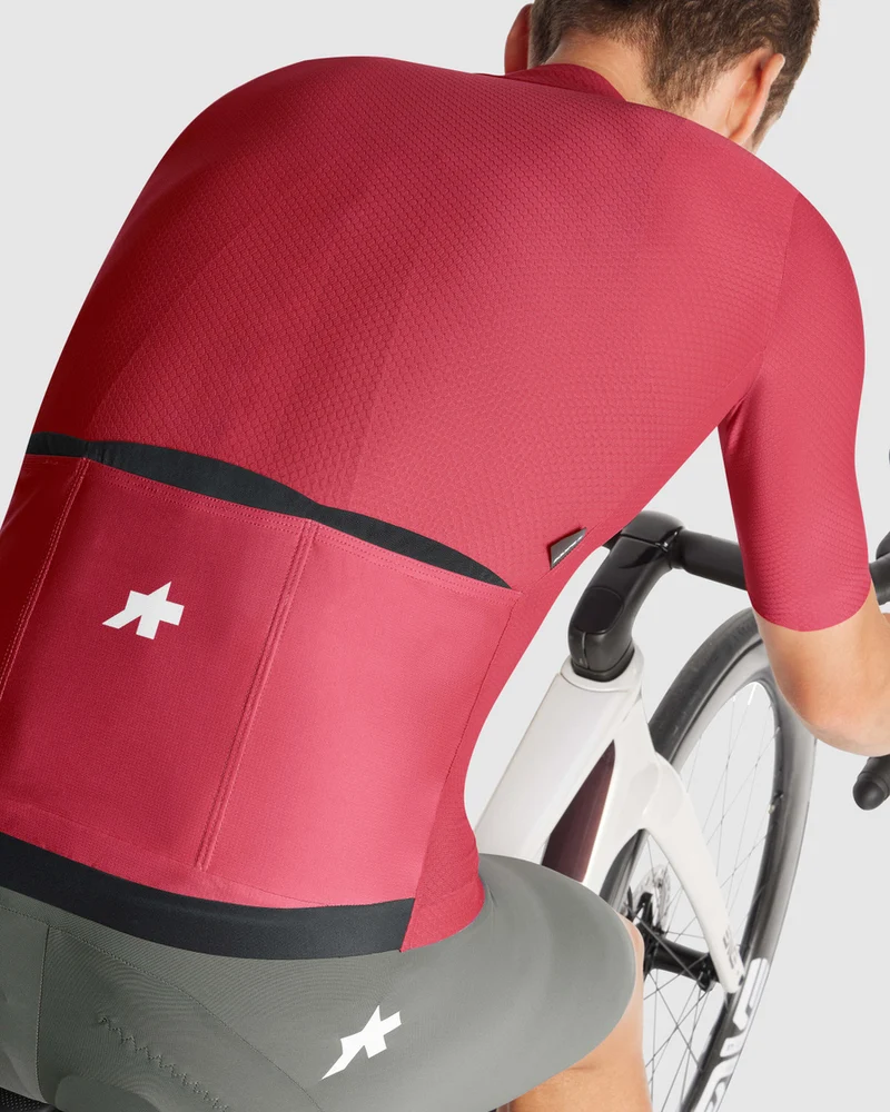 Assos Equipe R S11 Kurzarm Radtrikot Mann Deadly Berry