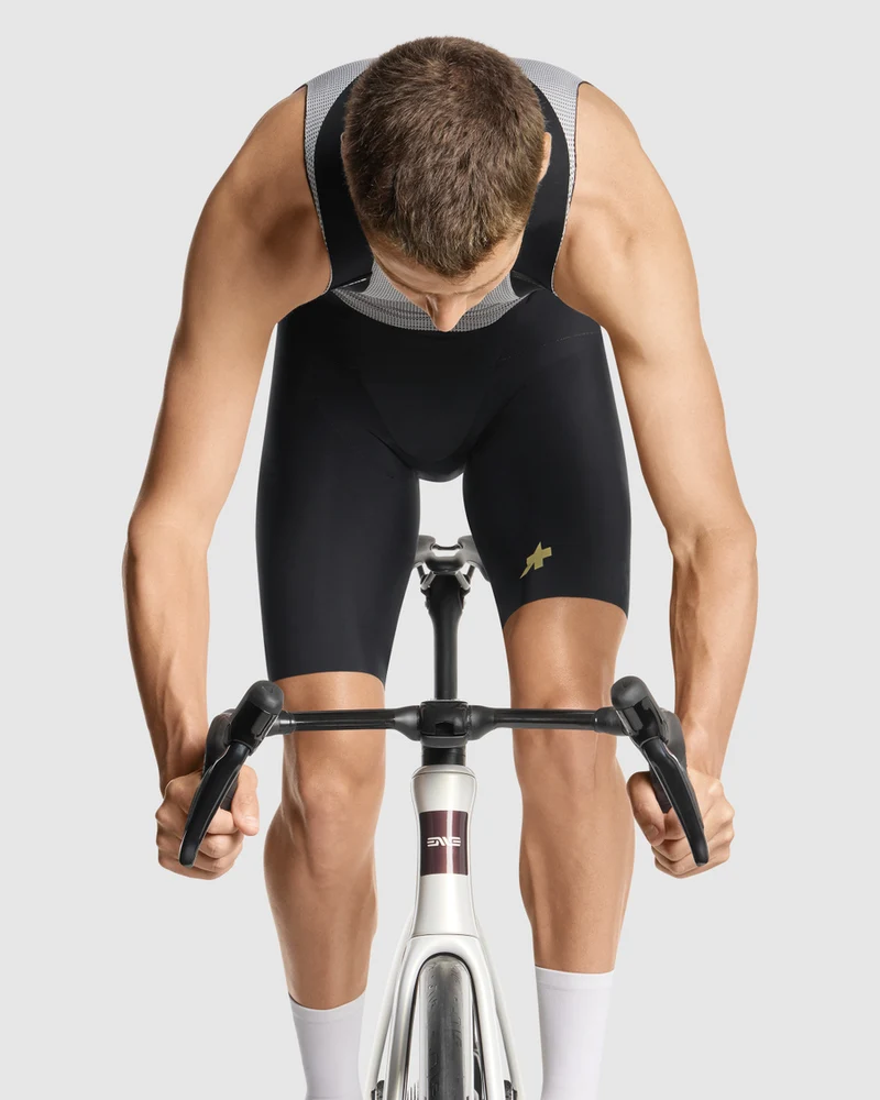 Assos Kurze Radhose Mille GTO S11 Regular Mann Black Series