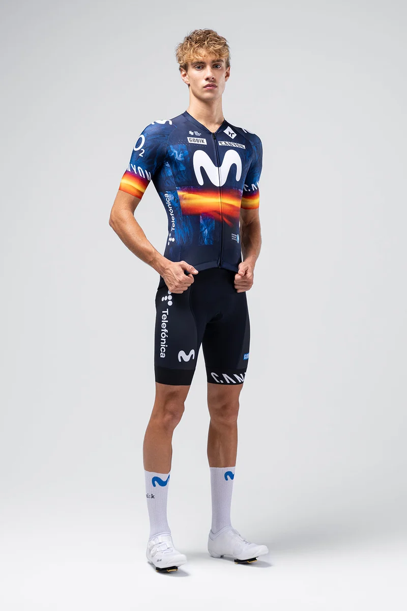 Gobik Odyssey Kurzarmtrikot Unisex Movistar Team 26 Campeon España