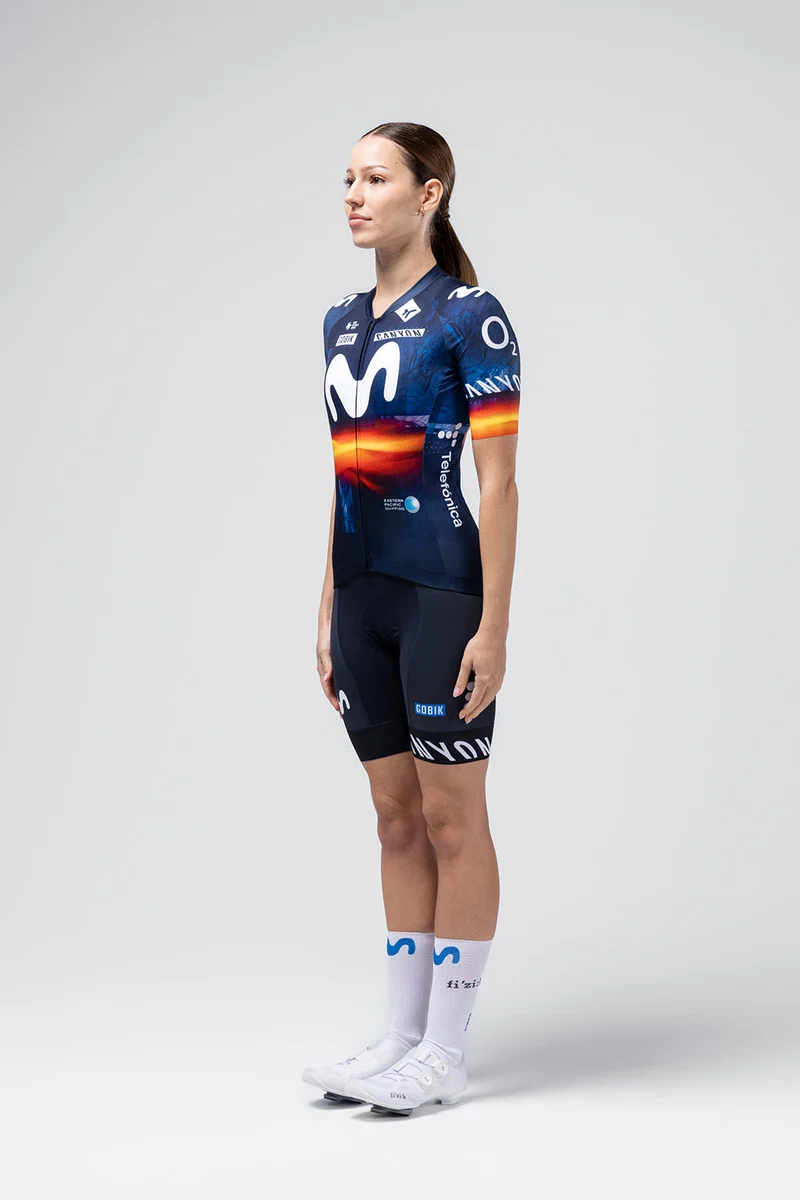 Gobik Odyssey Kurzarmtrikot Unisex Movistar Team 26 Campeon España