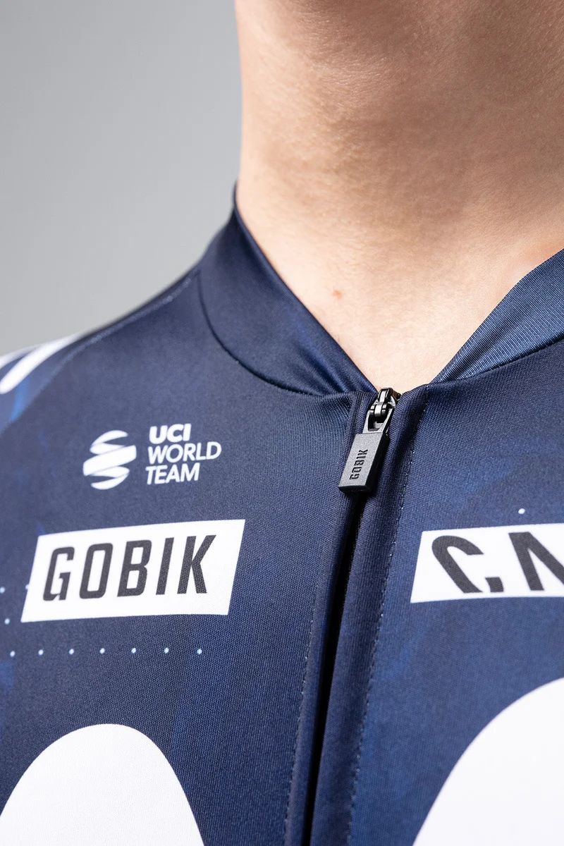 Gobik Odyssey Kurzarmtrikot Unisex Movistar Team 26 Campeon España