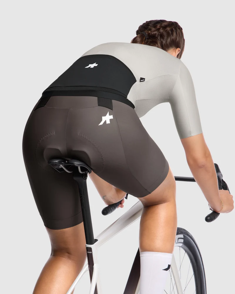 Assos Uma GT S11 Evo Kurzarm Radtrikot Damen Almond Milk
