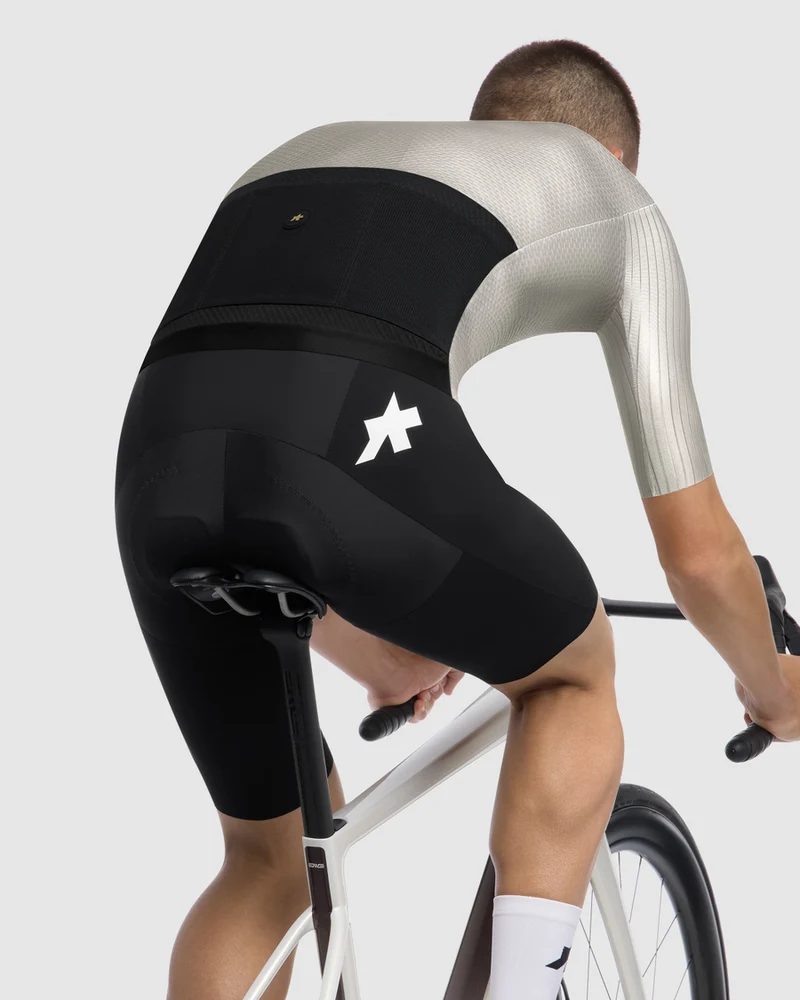Assos Equipe RSR S11 Kurzarm Radtrikot Mann Almond Milk