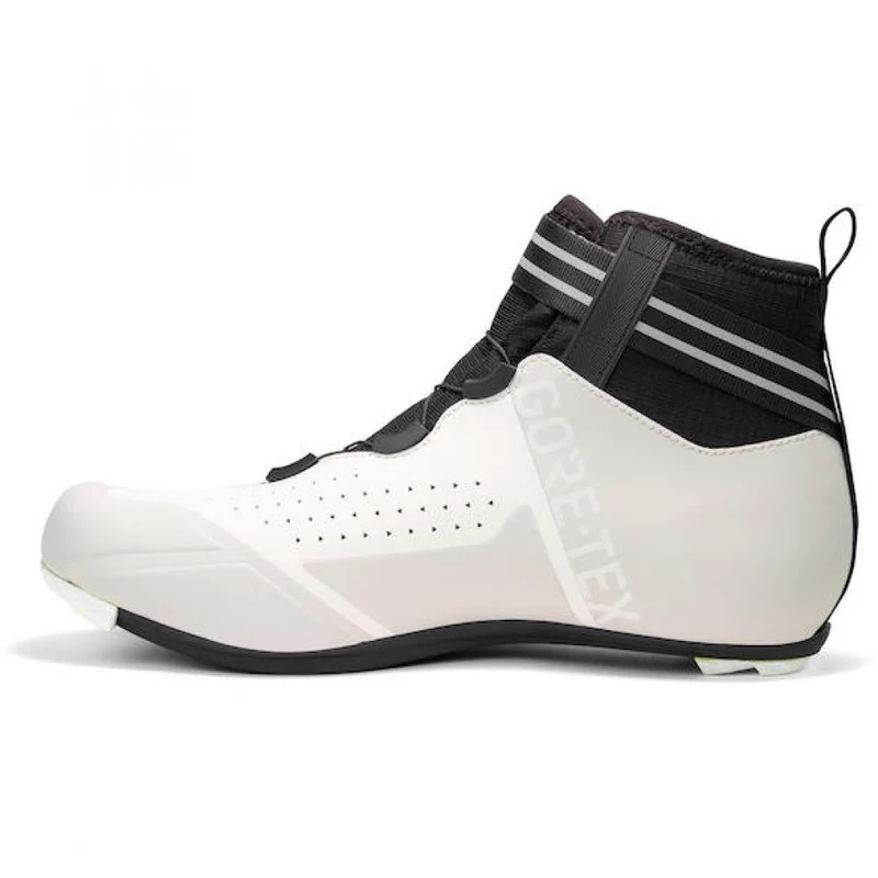Sidi ROAD NIX white/black 45 Weiß/Schwarz - warmer Rennradschuh mit steifer Carbonsohle